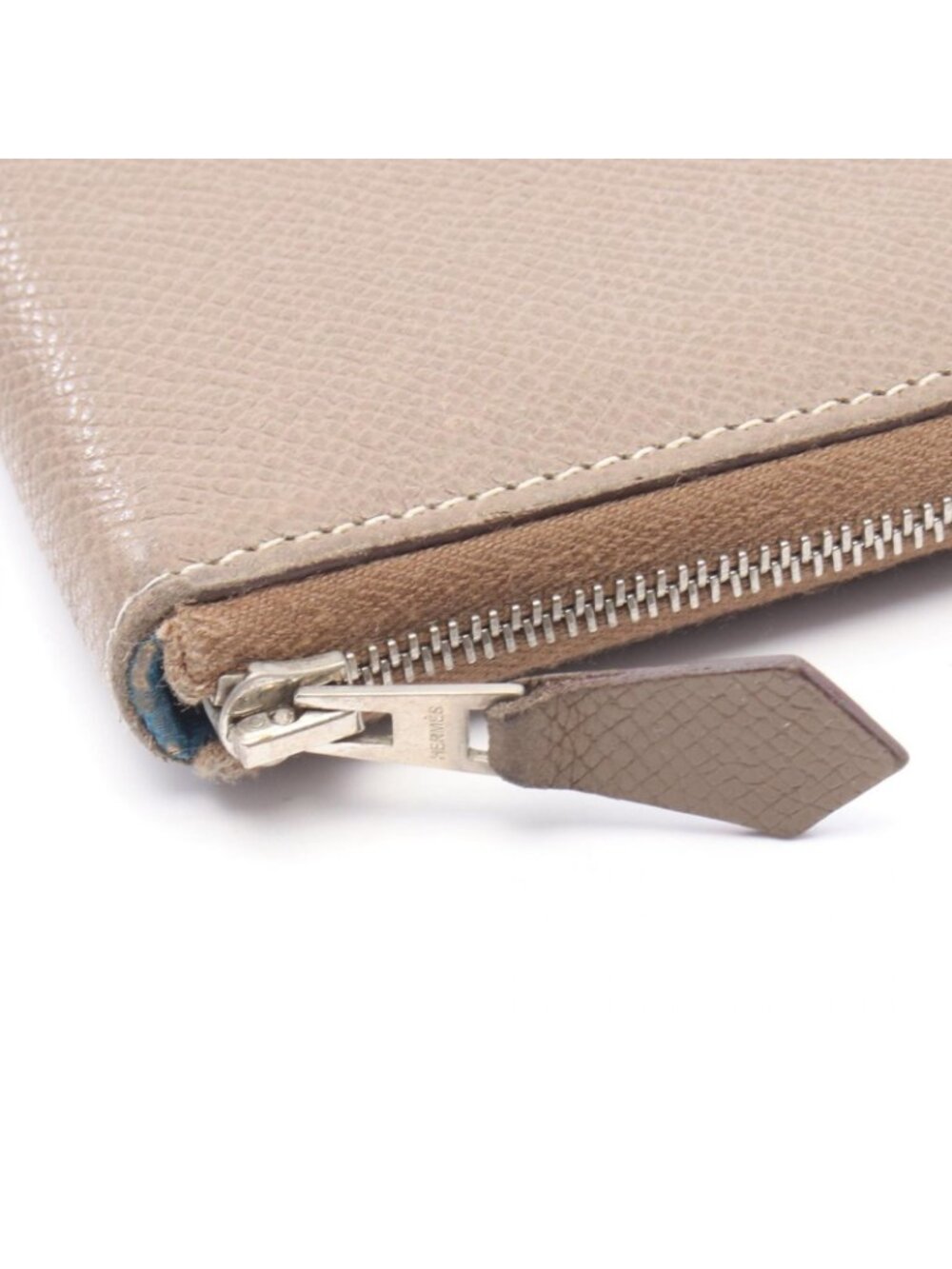 Hermes Round Wallet Azap Long Silk in Etoupe Leather in - Picture 8 of 14